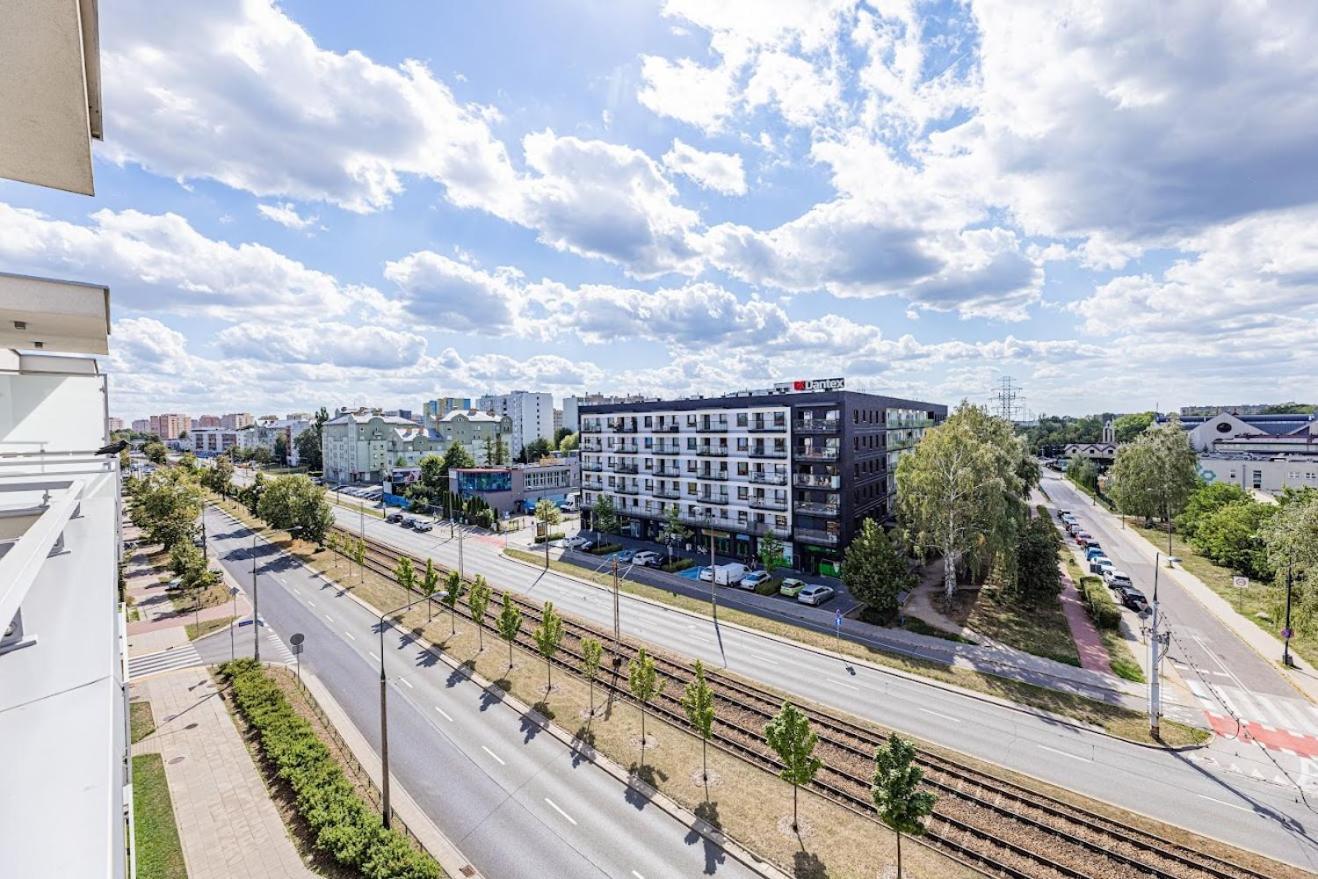 Fajny Apartament Z Parkingiem, Obok Metra. Varsovia Exterior foto