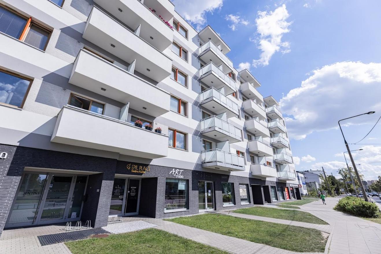 Fajny Apartament Z Parkingiem, Obok Metra. Varsovia Exterior foto